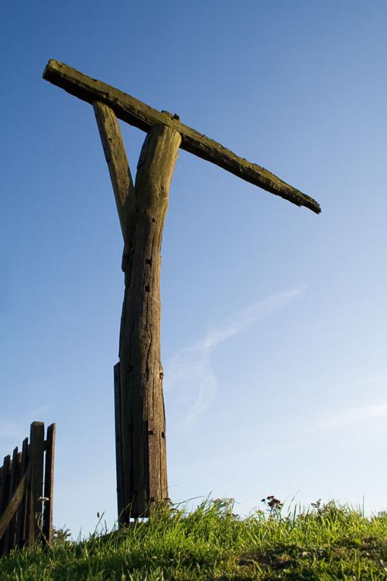 Gallows_at_Caxton_Gibbet